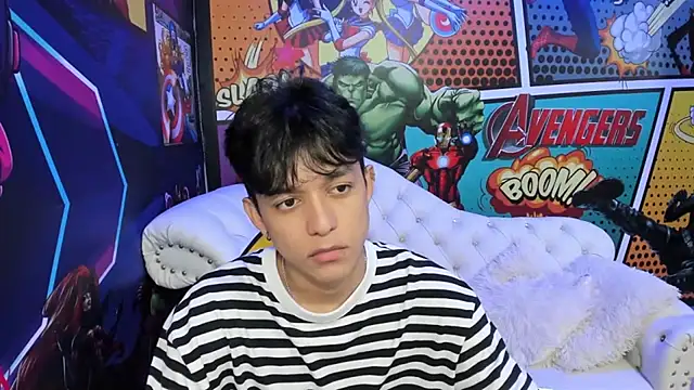 Snapshot of jisuscat chatting on 8, 3, 2025 jisuscat online show from 8, 3, 2025