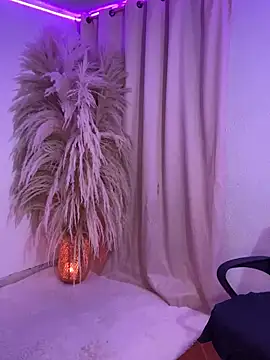 Snapshot of ariadna_cooper chatting on 11, 9, 2025 ariadna cooper online show from 11, 9, 2025