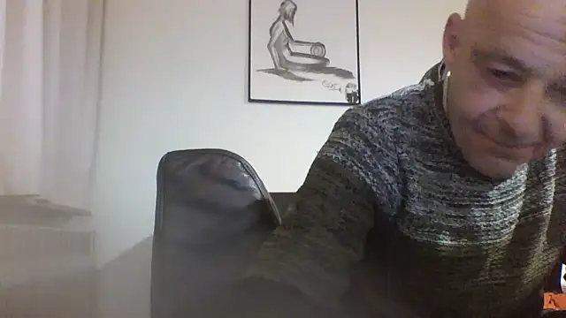 horndude187187 online show from 6, 1, 2025