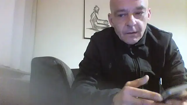 horndude187187 online show from 10, 1, 2025