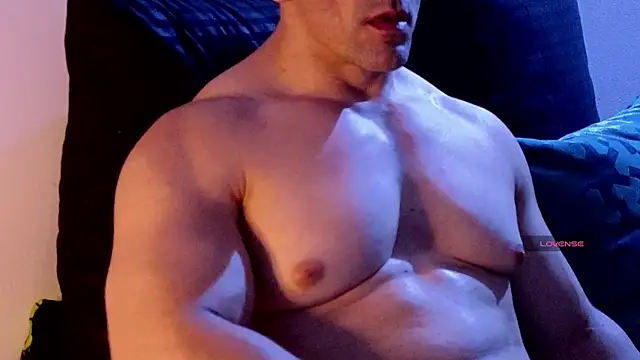 Snapshot of life_warrior chatting on 5, 1, 2025 life warrior online show from 5, 1, 2025