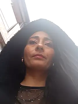 BELLA--26 online show from 5, 3, 2025