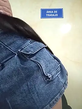 BELLA--26 online show from 10, 3, 2025