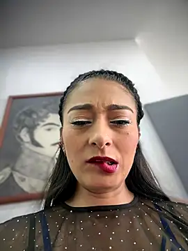 BELLA--26 online show from 30, 11, 2025