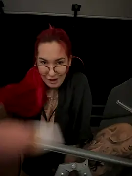 Mia-Fuchs online show from 20, 9, 2025