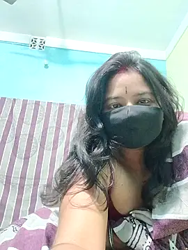 Snapshot of _MilkyBar chatting on 8, 2, 2025 MilkyBar online show from 8, 2, 2025