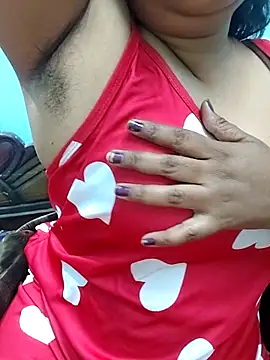 Snapshot of _MilkyBar chatting on 21, 11, 2025 MilkyBar online show from 21, 11, 2025