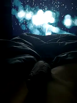 Snapshot of leisurelycriminal chatting on 4, 10, 2025 leisurelycriminal online show from 4, 10, 2025