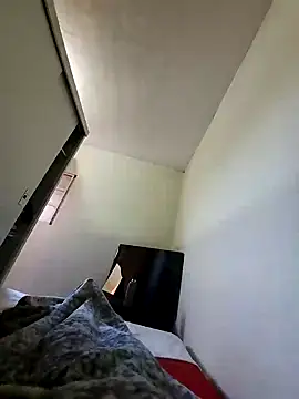 Snapshot of manterei2 chatting on 10, 1, 2025 manterei2 online show from 10, 1, 2025