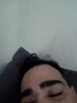 Snapshot of manterei2 chatting on 4, 3, 2025 manterei2 online show from 4, 3, 2025