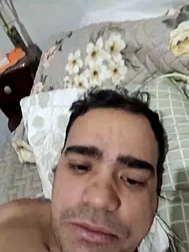 Snapshot of manterei2 chatting on 8, 11, 2025 manterei2 online show from 8, 11, 2025