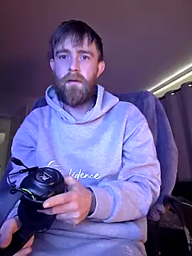 Snapshot of JACKulate31 chatting on 18, 12, 2025 JACKulate31 online show from 18, 12, 2025