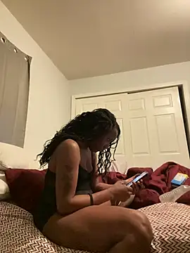 Snapshot of Yoshibaby2670 chatting on 16, 2, 2025 Yoshibaby2670 online show from 16, 2, 2025