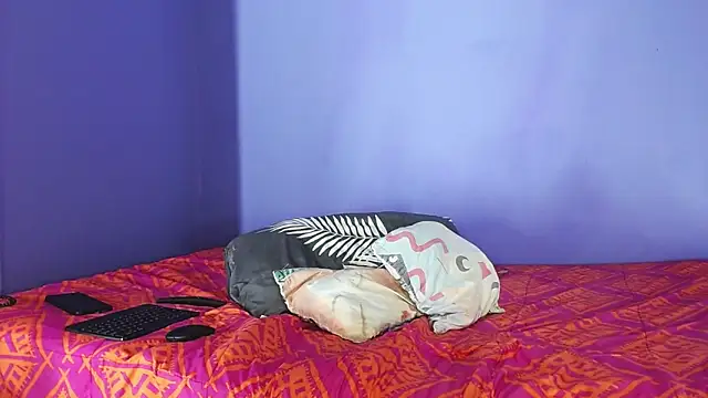 Snapshot of miranda_cohen chatting on 3, 2, 2025 miranda cohen online show from 3, 2, 2025