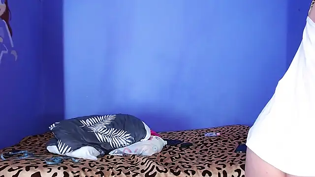 Snapshot of miranda_cohen chatting on 24, 2, 2025 miranda cohen online show from 24, 2, 2025