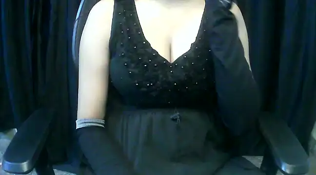 Snapshot of hot-niti chatting on 11, 2, 2025 hot-niti online show from 11, 2, 2025