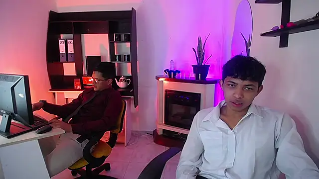 twinkmilk  online show from 27, 2, 2025