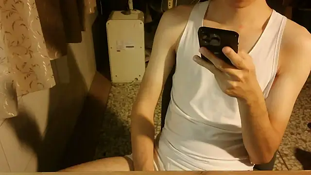 Snapshot of KYU890428 chatting on 8, 3, 2026 KYU890428 online show from 8, 3, 2026