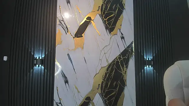 adam piarse01 online show from 27, 2, 2025