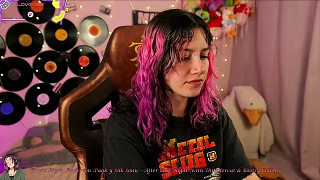 Snapshot of _zephyr_ chatting on 17, 5, 2026 zephyr online show from 17, 5, 2026