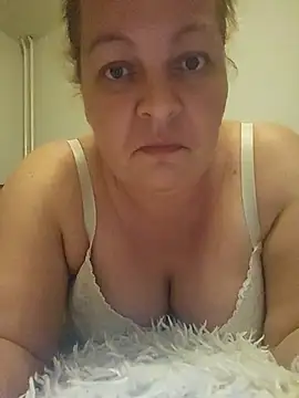 RyleeSherry online show from 14, 2, 2025