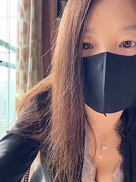 SSSniang- online show from 30, 10, 2025