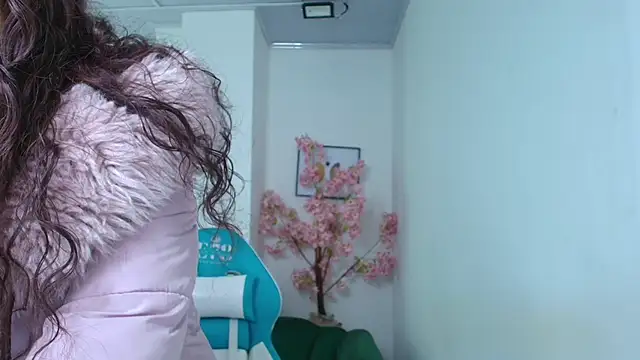 Snapshot of Arianna_sweeet chatting on 28, 3, 2026 Arianna sweeet online show from 28, 3, 2026