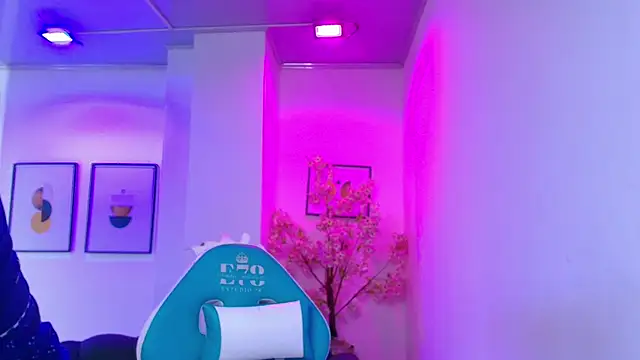 Snapshot of Arianna_sweeet chatting on 29, 3, 2026 Arianna sweeet online show from 29, 3, 2026