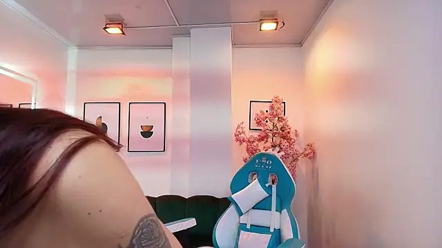 Snapshot of Arianna_sweeet chatting on 24, 4, 2026 Arianna sweeet online show from 24, 4, 2026