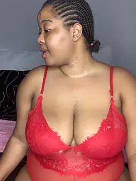 Snapshot of sexytinashe21 chatting on 18, 10, 2025 sexytinashe21 online show from 18, 10, 2025