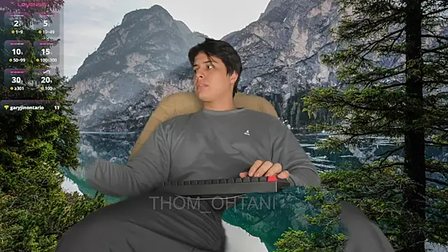 Snapshot of Thom_Ohtani chatting on 23, 4, 2026 Thom Ohtani online show from 23, 4, 2026