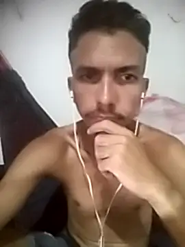 MagrinhoSaradoo online show from 11, 2, 2025