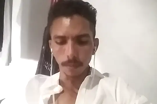 MagrinhoSaradoo online show from 22, 2, 2025