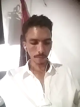 MagrinhoSaradoo online show from 23, 2, 2025