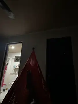 Snapshot of Izy_cute_ chatting on 19, 4, 2026 Izy cute online show from 19, 4, 2026