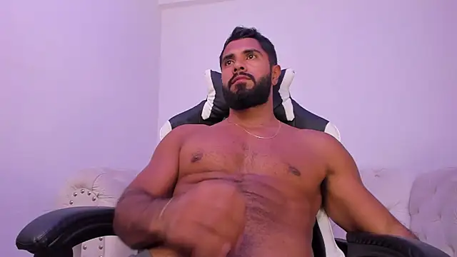 Santiago huntt online show from 18, 12, 2025