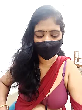 Snapshot of Lucky-Deepthi chatting on 2, 4, 2026 Lucky-Deepthi online show from 2, 4, 2026