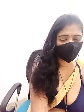 Snapshot of Lucky-Deepthi chatting on 11, 4, 2026 Lucky-Deepthi online show from 11, 4, 2026