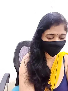 Snapshot of Lucky-Deepthi chatting on 17, 4, 2026 Lucky-Deepthi online show from 17, 4, 2026