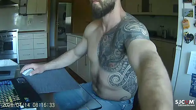 Snapshot of realdilf chatting on 14, 4, 2026 realdilf online show from 14, 4, 2026