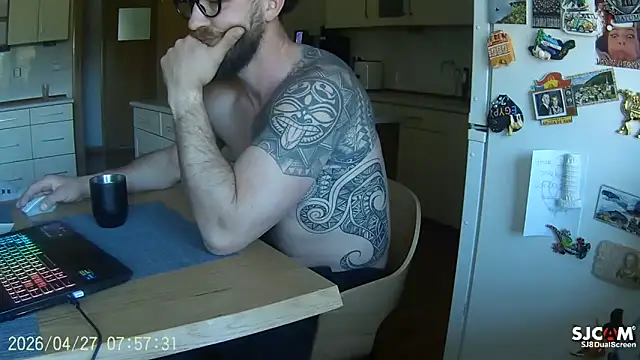 Snapshot of realdilf chatting on 27, 4, 2026 realdilf online show from 27, 4, 2026