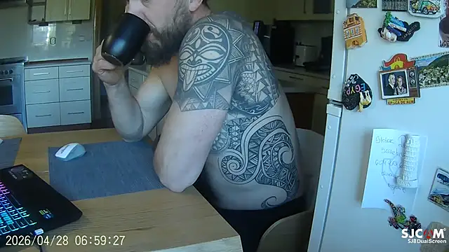 Snapshot of realdilf chatting on 28, 4, 2026 realdilf online show from 28, 4, 2026