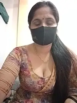 Snapshot of priyancyfun chatting on 17, 5, 2026 priyancyfun online show from 17, 5, 2026