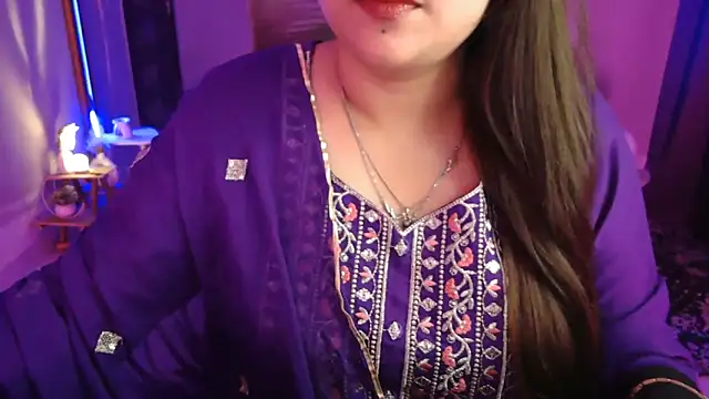 Mitikaa online show from 3, 11, 2025