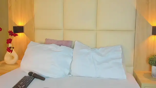 Snapshot of antonella_cutie_ chatting on 30, 4, 2026 antonella cutie online show from 30, 4, 2026