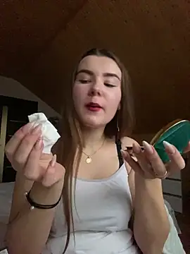 mewKate online show from 2, 3, 2025