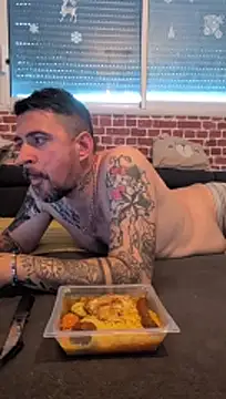 Snapshot of thefrenchkiss25 chatting on 20, 4, 2026 thefrenchkiss25 online show from 20, 4, 2026