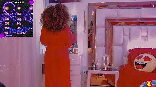 Snapshot of Aliana_Ross chatting on 18, 11, 2025 Aliana Ross online show from 18, 11, 2025