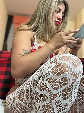 Snapshot of Adrianisx chatting on 15, 4, 2026 Adrianisx online show from 15, 4, 2026