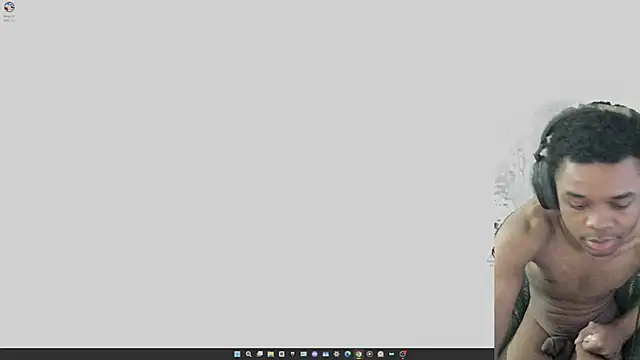 Snapshot of lovemirgaming chatting on 5, 4, 2026 lovemirgaming online show from 5, 4, 2026